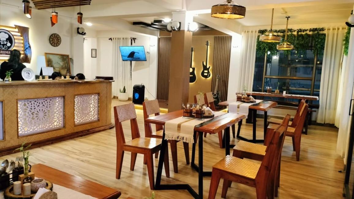 Aroma Inn 西隆 外观 照片