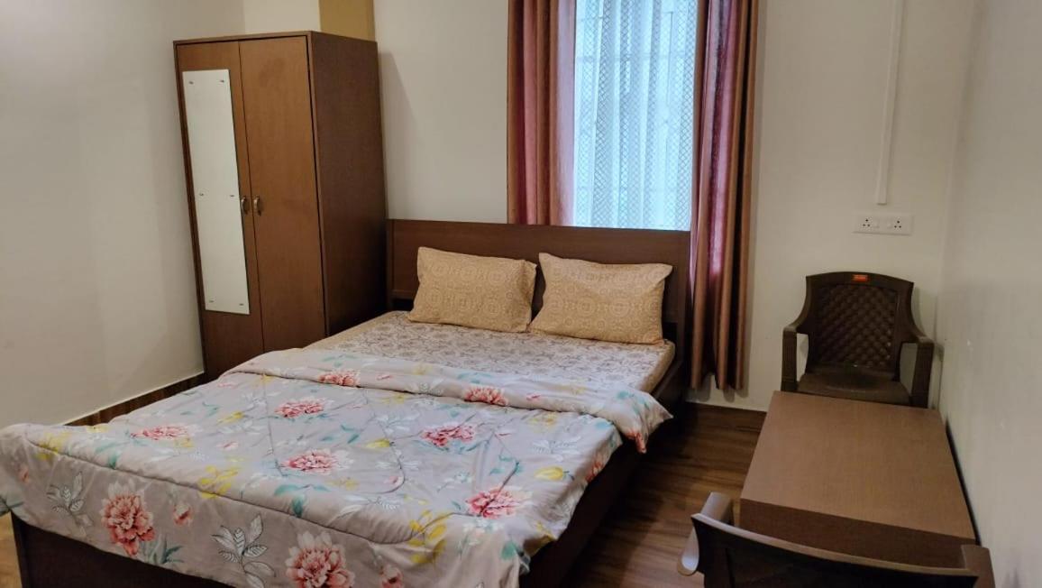Aroma Inn 西隆 外观 照片