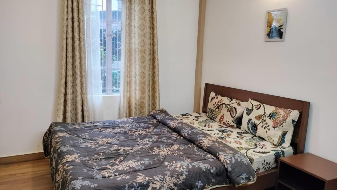 Aroma Inn 西隆 外观 照片