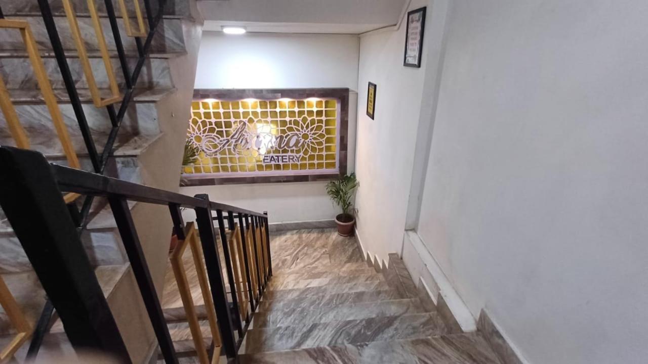 Aroma Inn 西隆 外观 照片