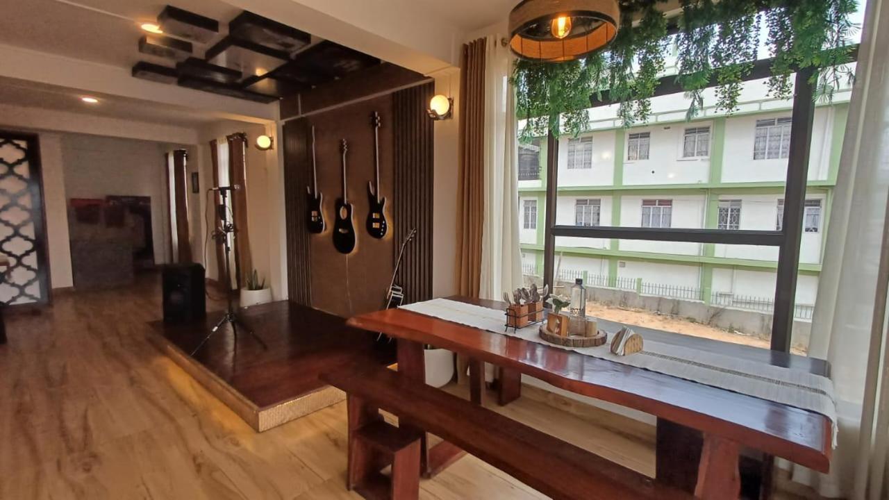 Aroma Inn 西隆 外观 照片