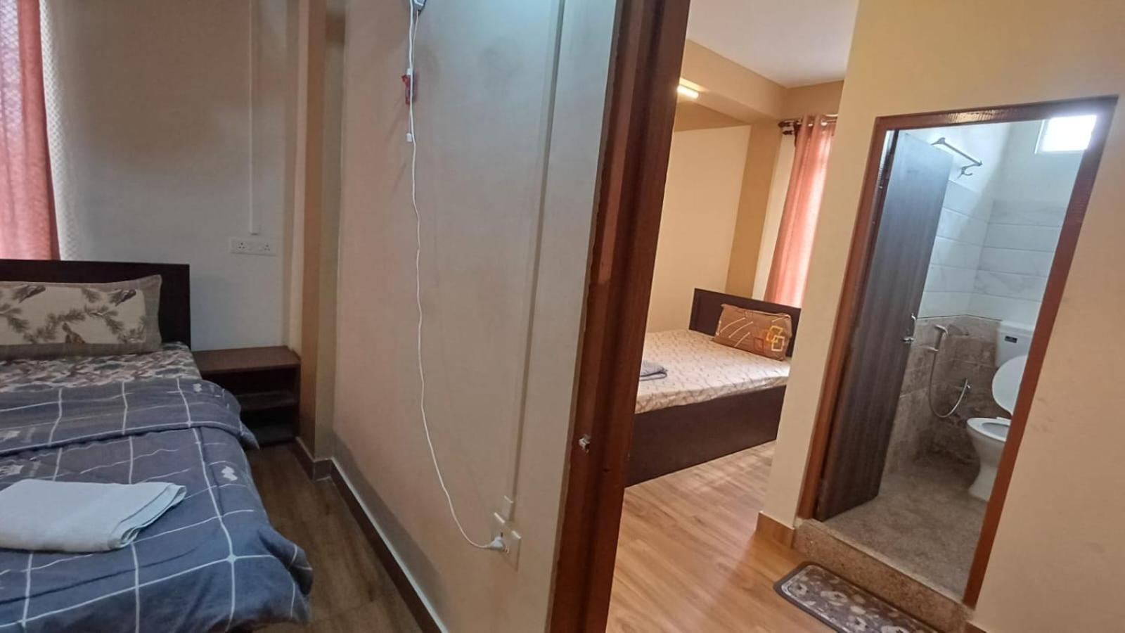 Aroma Inn 西隆 外观 照片