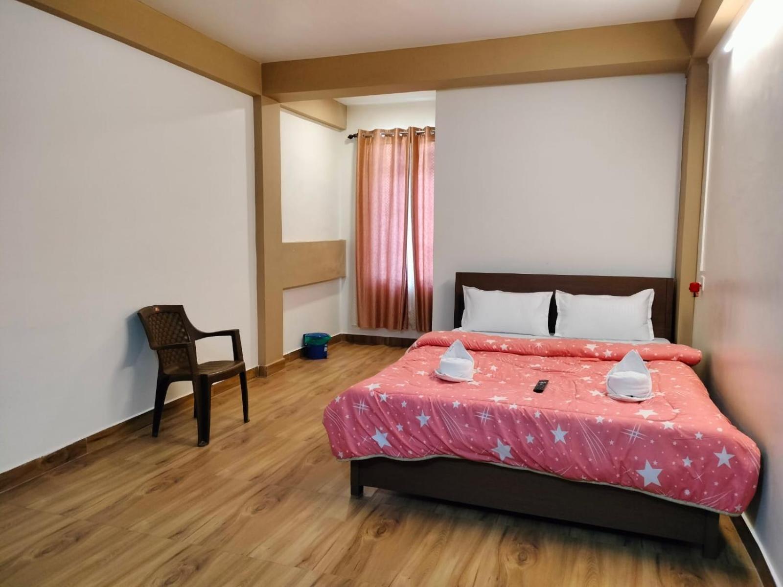 Aroma Inn 西隆 外观 照片